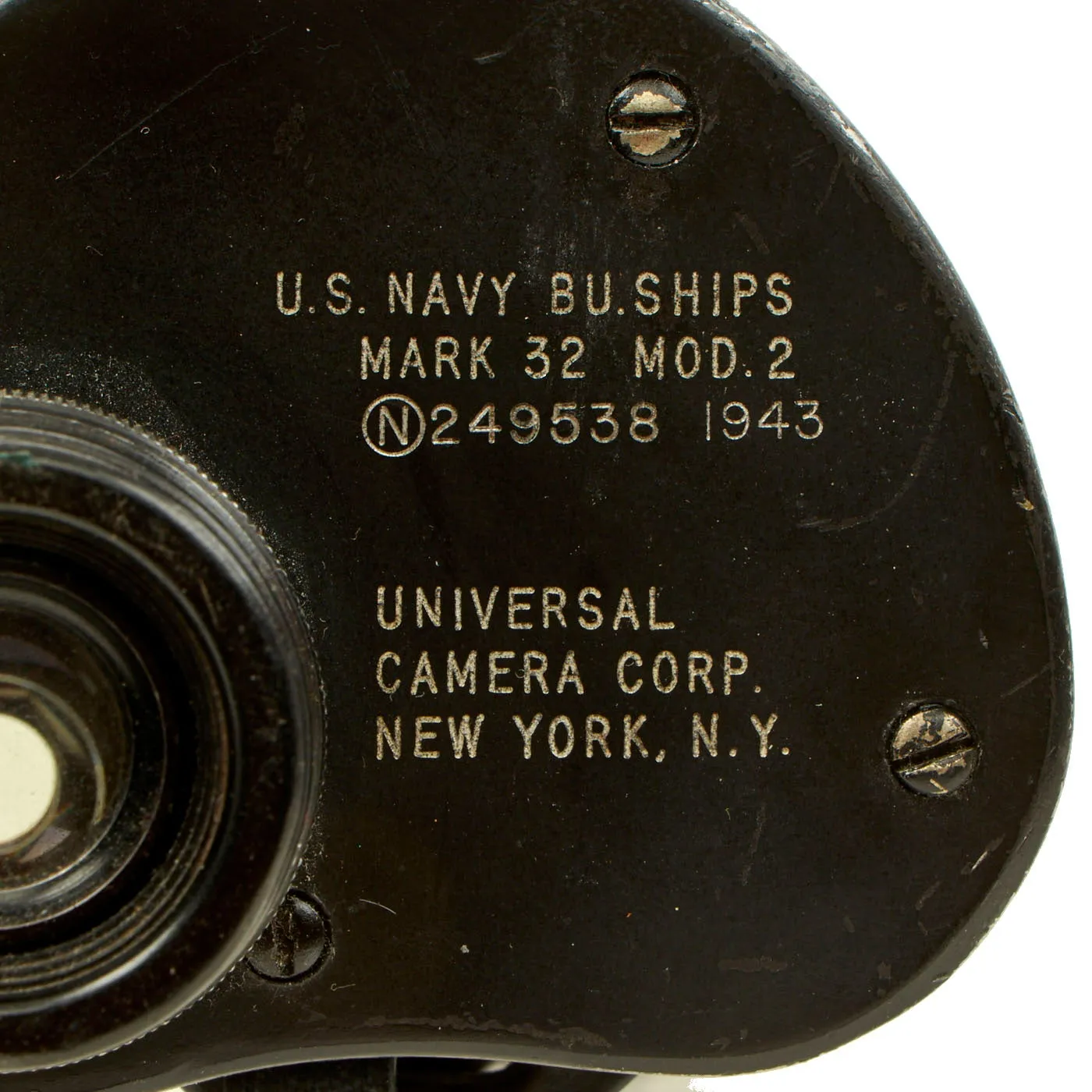 Original U.S. WWII 7 x 50 1943 Navy BU Ships Mark 32 Model 2 Universal Camera Corp Binoculars with M24 Carrying Case